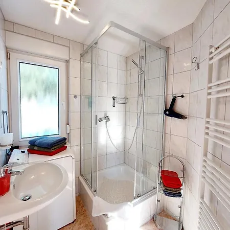 Ruhig Gelegener Ferienbungalow Mit Terrasse Und Garten Am Waldrand Bad Elster